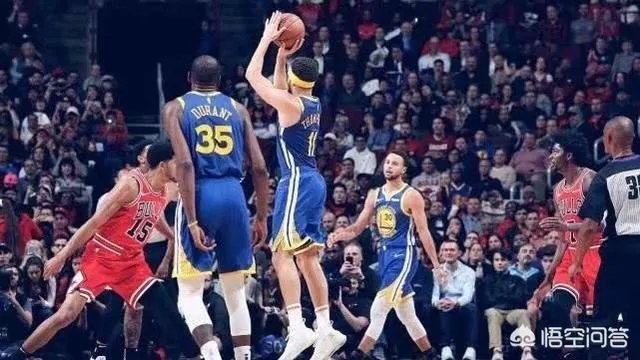 汤普森为破14个三分记录,头撞坏了也要上,对此你如何评价?