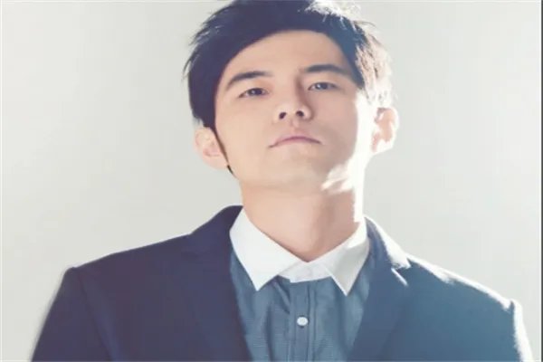 中国十大原创歌手排行榜：朴树上榜，周杰伦第一