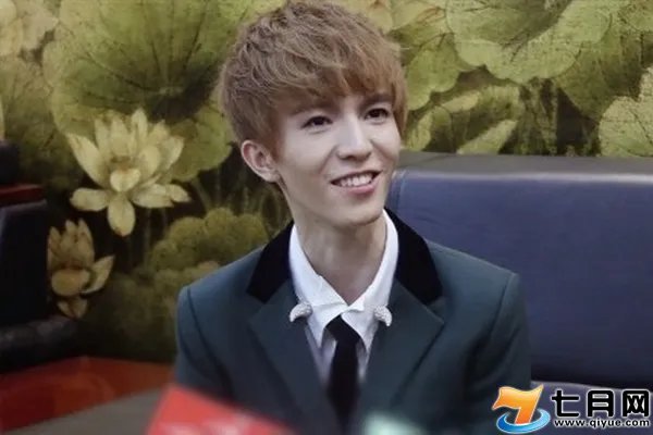 郭敬明的商业帝国探秘 郭敬明现在身价多少