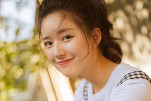 赵露思疑回应轧戏,她为什么这么回应?