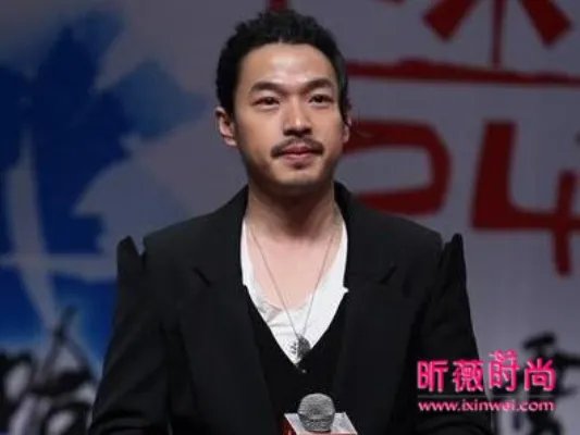 李威自曝没恋爱 李威与姚笛恋情真假难辨