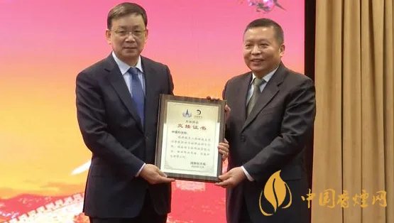 嫦娥五号任务月球样品正式交接 现场具体情况如何