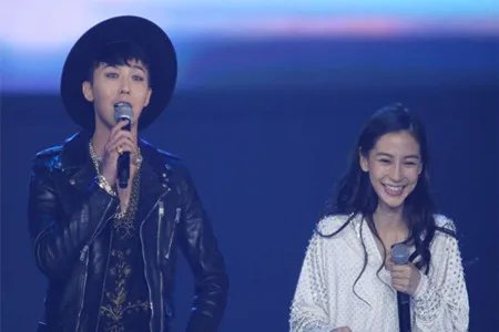 权志龙谈angelababy   称我们是朋友