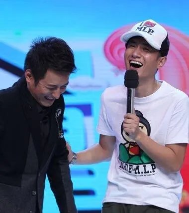 快乐大本营文章踹海涛因说错话 谢娜微博澄清子虚乌有