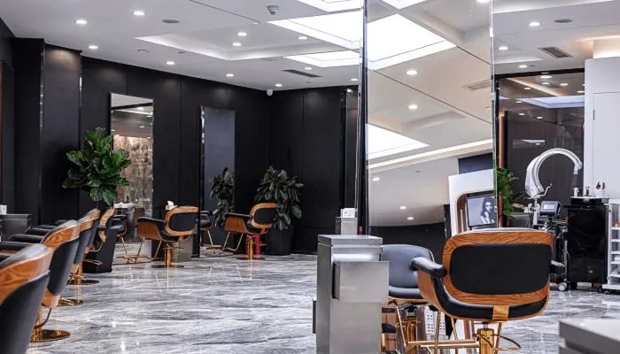 正月剪头发死舅典故 正月里剃头死舅舅的由来