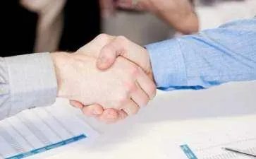 21岁女总裁成功创业的故事