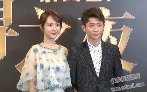 为什么杨紫在乎张一山关系 杨紫向张一山讨债 张一山杨紫狂吻图片