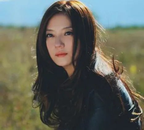 巨星甄子丹赵薇合体 二人身家曝光令人咋舌