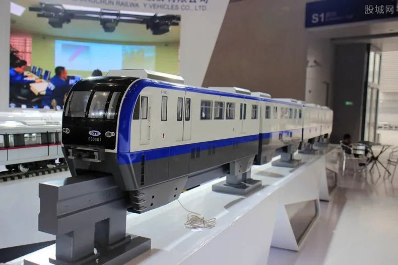 上海地铁将禁手机外放 不遵守规定将被劝阻！