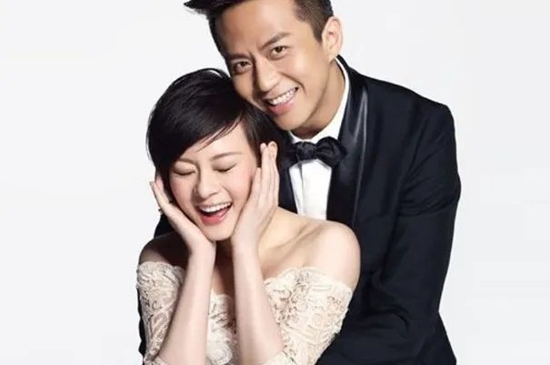 娱乐圈十大恩爱夫妻排行榜：邓超/孙俪上榜，第十“神仙爱情”