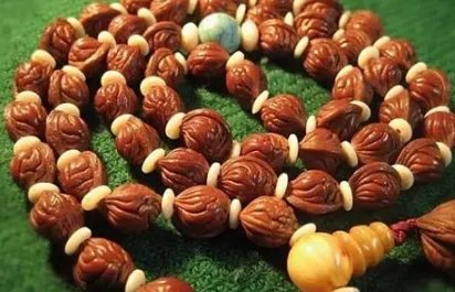 蟠桃核是什么？怎么样的蟠桃核是一流的？