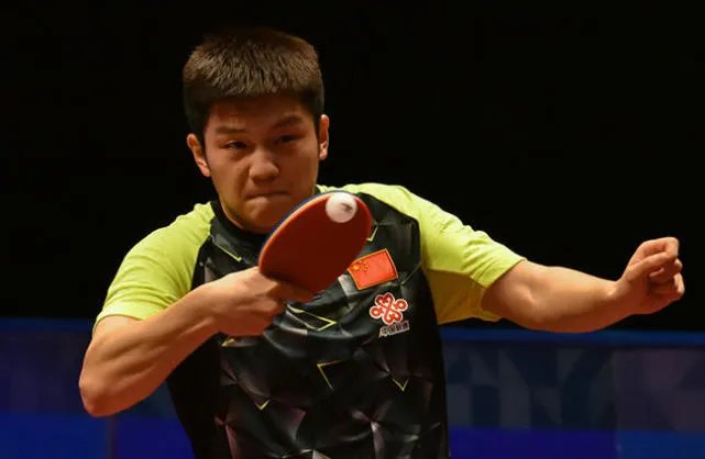 李子君的男友是樊振东吗 李子君因胸部发育太大而退役真假