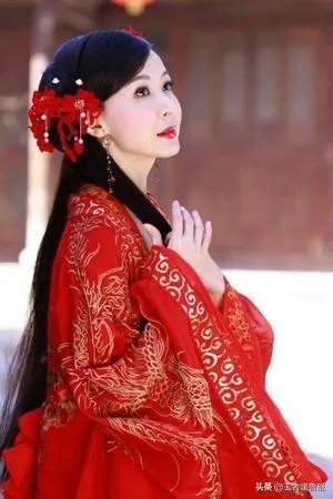 心有千千结，不忍吐离别…这句歌词是哪首歌的？