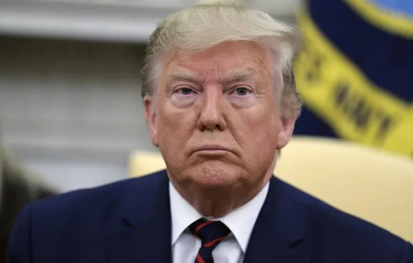 特朗普突然现身华盛顿引猜想!外界的猜想有哪些?