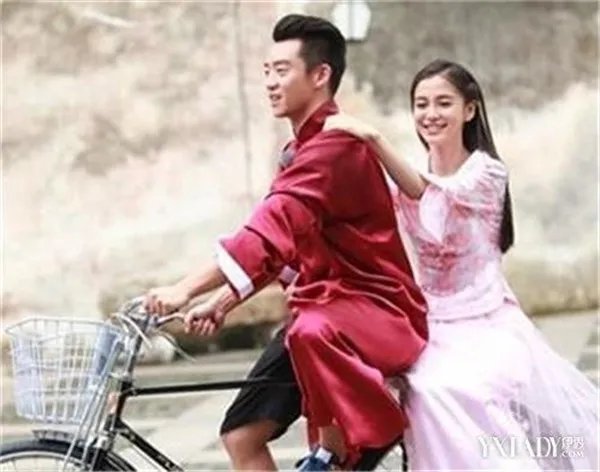 杨颖被郑恺强吻看过胸部真的吗图片 郑恺承认过喜欢baby证据扒皮