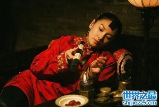 白鹿原性内容描写情节原文,田小娥和黑娃巫山云雨