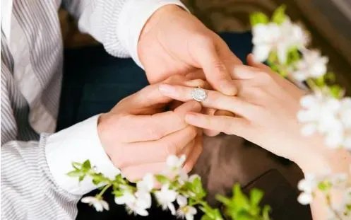 和爱了七年的女孩结婚是种什么样的体验？