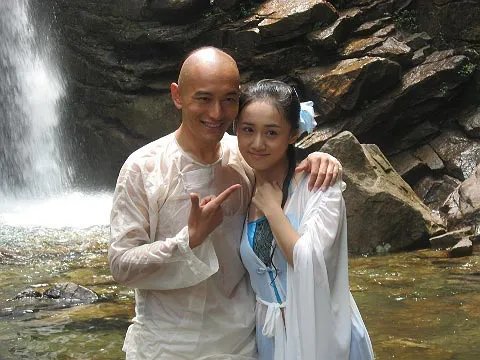 黄晓明为什么讨好刘芸两人什么关系交往过吗 黄晓明刘芸分手原因