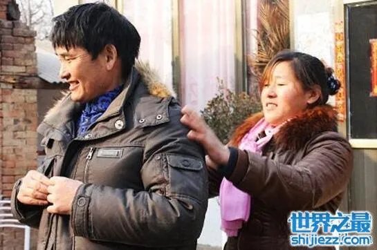 朱之文离婚后的老婆，大衣哥出名后抛弃糟糠之妻 