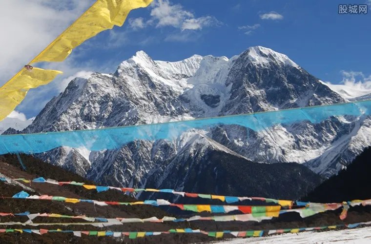 83岁老人游24国 适宜老年人旅游的地方