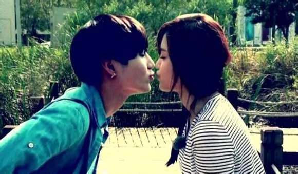 初恋夫妇终止拍摄 粉丝们大呼失望EXO来救场