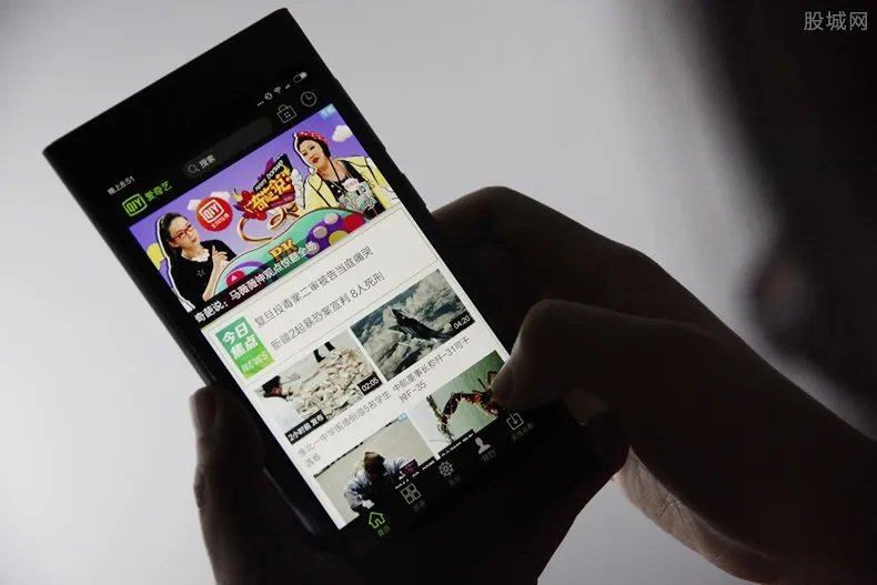 央视曝光水军控评潜规则 1元钱甚至几角钱