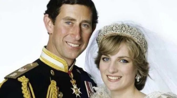 查尔斯王子回忆黛安娜 对于戴安娜王妃的死