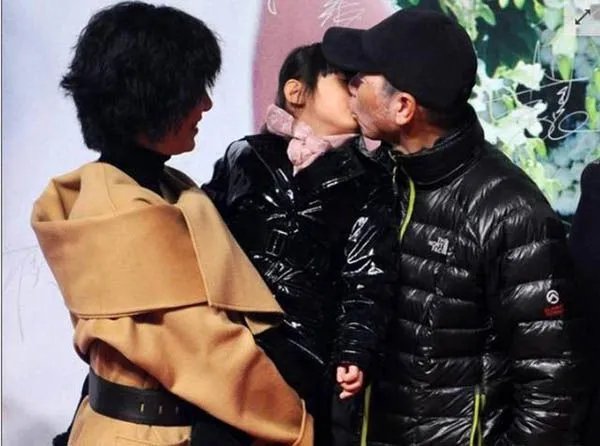 徐帆女儿徐朵身世 徐朵为什么不姓冯