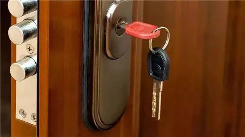 家里门钥匙丢了怎么配钥匙