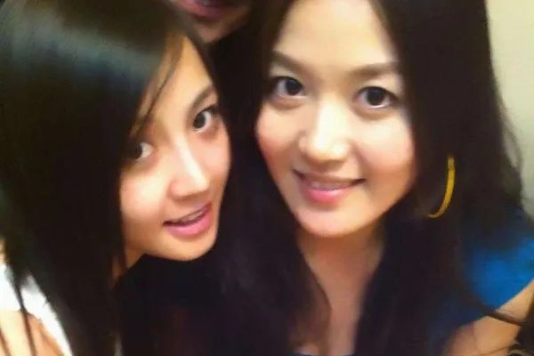 郑媛媛事件原始照片 男友变态曝光两个人亲密照