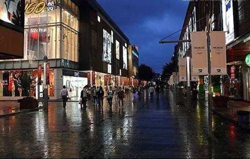 想在宁波购物,应该去哪里比较好?