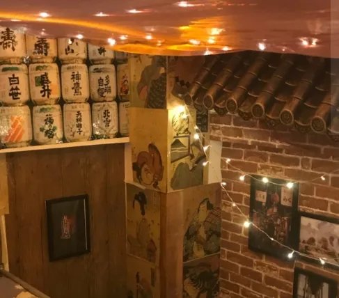 男生将寝室改成居酒屋,是怎么回事?