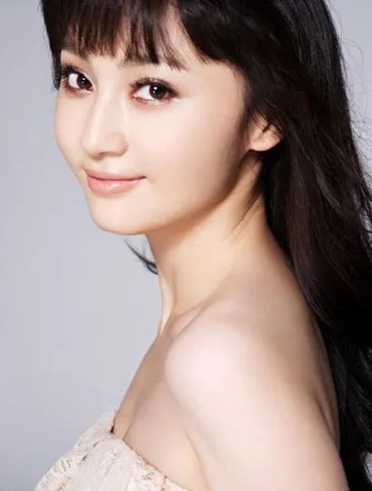 姚笛晒PS自拍曝光 自侃自己的脸是开瓶器