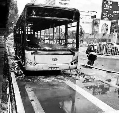 南昌公交车起火是人为还是意外?