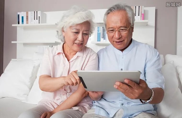 建议鼓励城市离退休人员告老还乡 真实原因是这样的