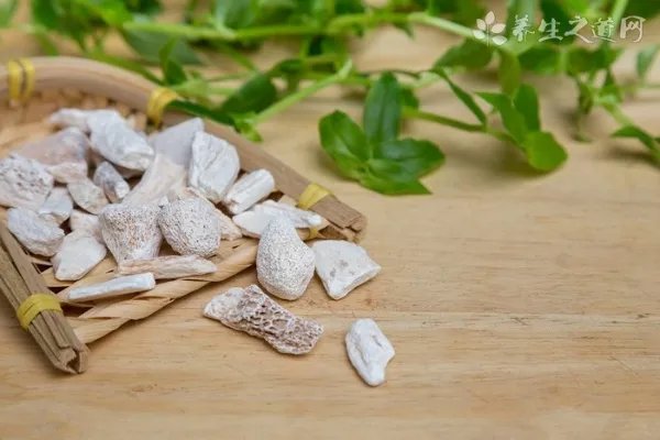 吃货抢走11斤螃蟹 吃螃蟹的好处有哪些