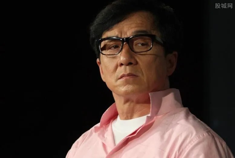 成龙范冰冰什么关系 范冰冰被成龙睡过吗？