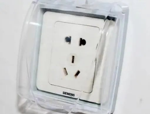 红色线是火线还是零线