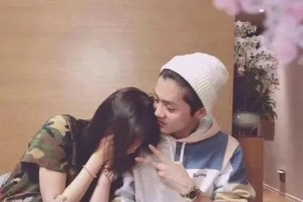 杨天真反对所有艺人恋情公开，因公布恋情事业凉凉的明星有哪些？