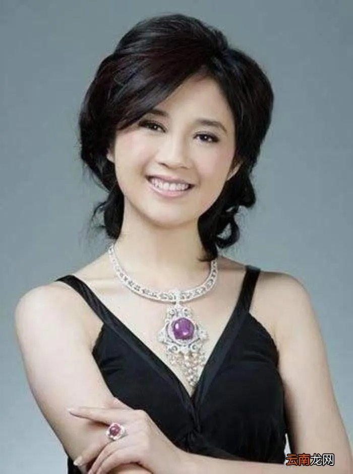 主持人许戈辉插足豪门当小三 许戈辉 小三