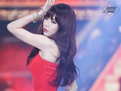 anti金泫雅舞蹈过于火辣 引起韩国媒体热议