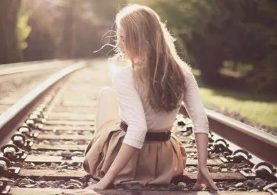 女生输了听男生一个月的话，女生输了无条件听男生话