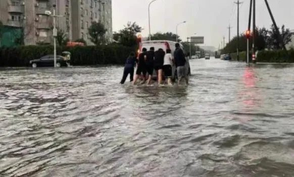 宜宾暴雨致房屋坍塌一村民遇难