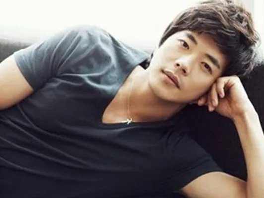 李菲儿权相宇恋情被扒 揭秘李菲儿个人资料