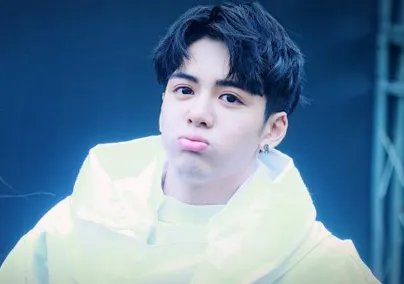 曾舜晞是不是混血儿 曾舜晞整容前后对比图