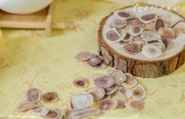 吃货抢走11斤螃蟹 吃螃蟹的好处有哪些