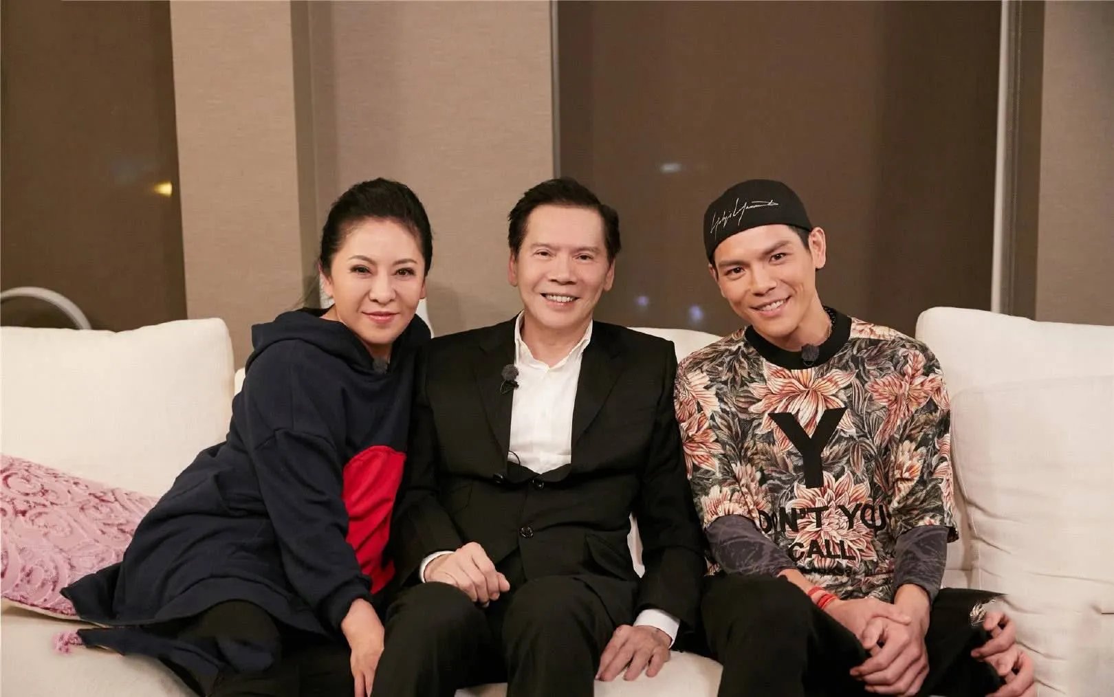 向佐郭碧婷婚期确定，是否会举行世纪婚礼？