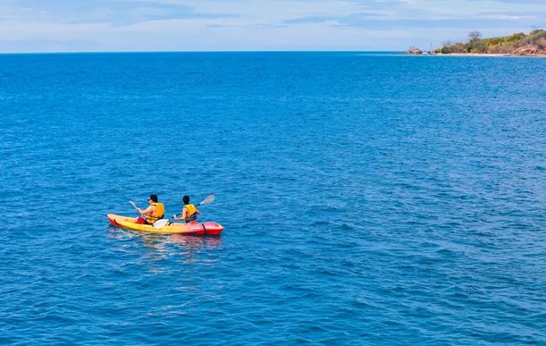 铲子当桨划回陆地是怎么回事