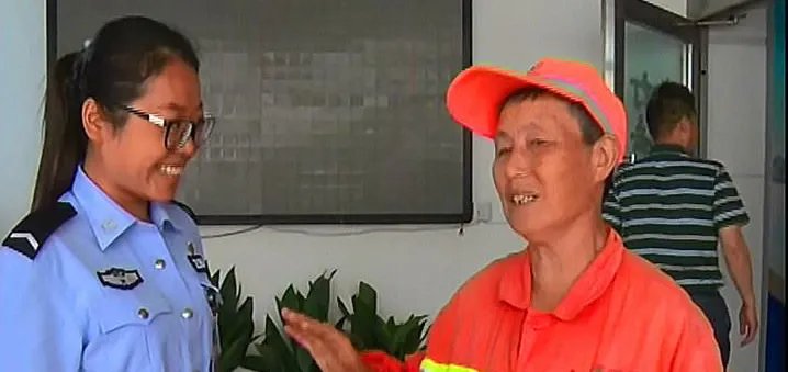 环卫工捡钱包归还好心终有好报是怎么回事?