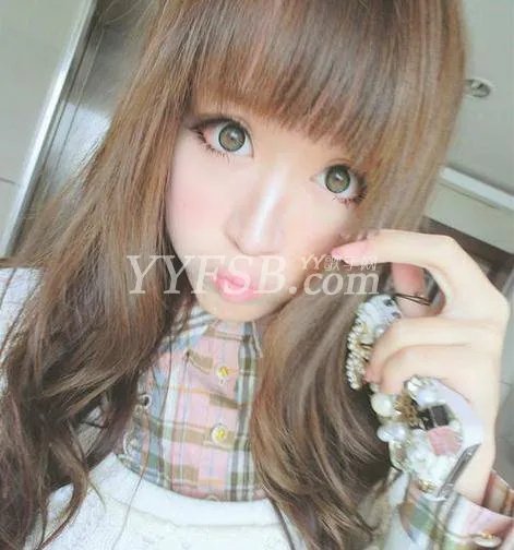 女孩挤b裤是什么 美女穿诱明挤b裤图片